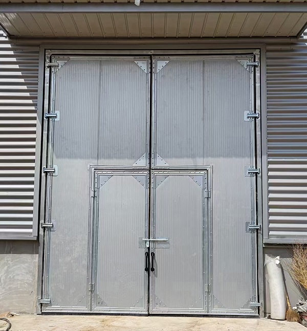 崆峒工业平开门