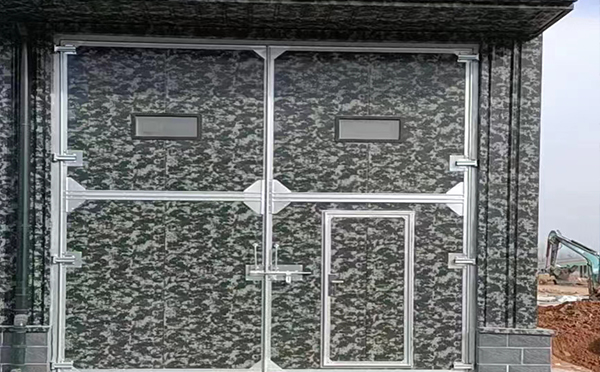 崆峒工业平开门