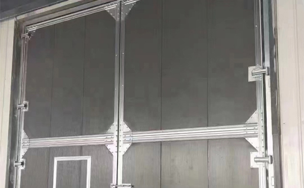 崆峒兰州厂房崆峒工业门选购与使用指南：打造高效安全的生产环境