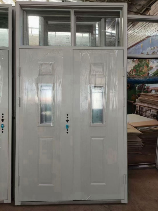 崆峒学校教室门