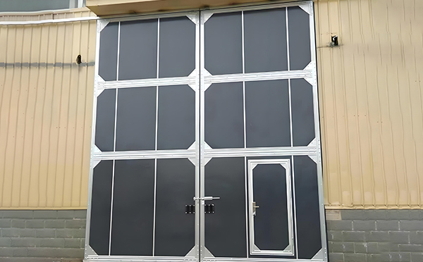 厂房崆峒工业门选择与维护全解析：提升效率与安全的关键要素