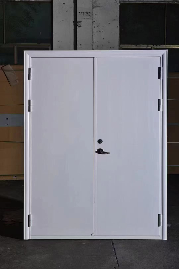 酒店项目完成公共区域崆峒防火门布设 酒店项目完成公共区域崆峒防火门布设